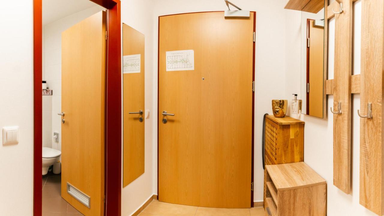 Bella Mura Blue Apartment Моравске-Топлице Екстериор снимка