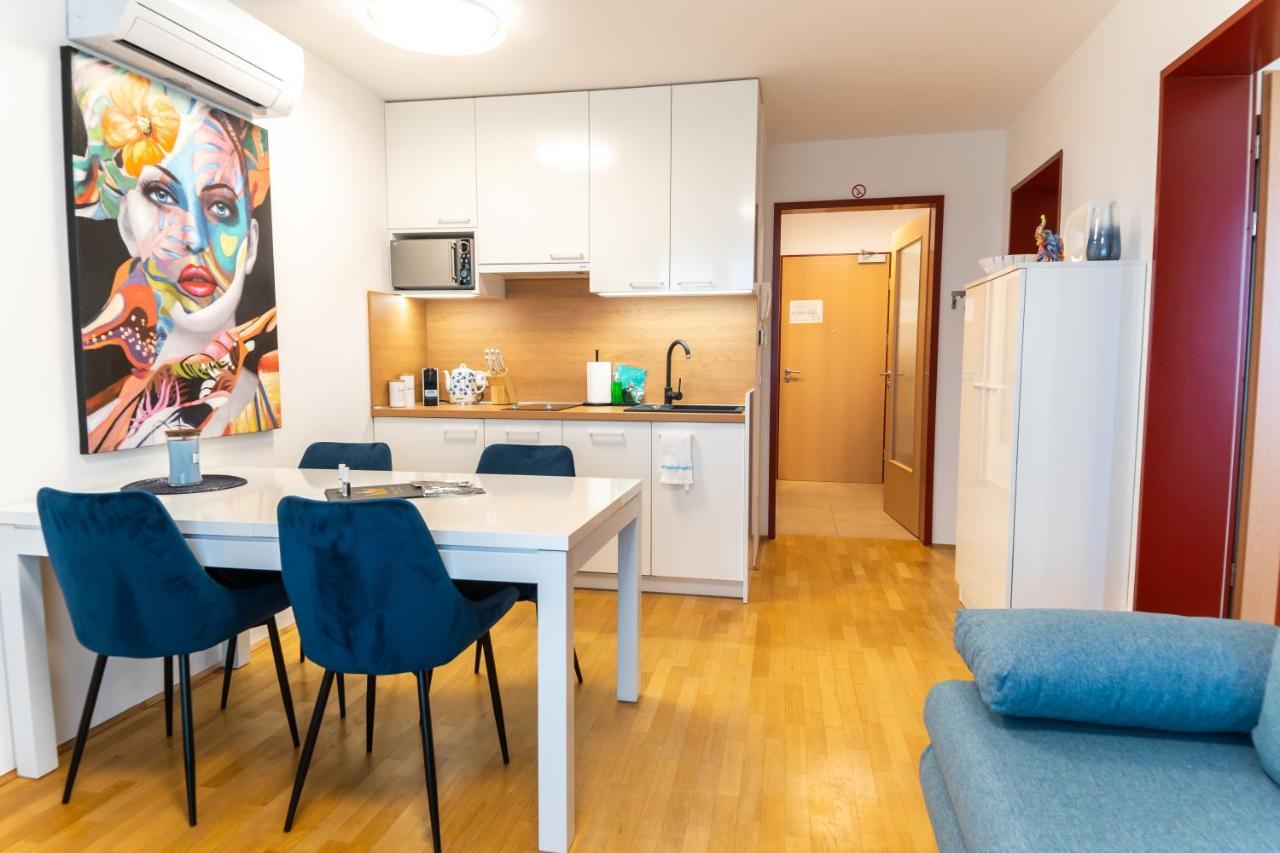 Bella Mura Blue Apartment Моравске-Топлице Екстериор снимка